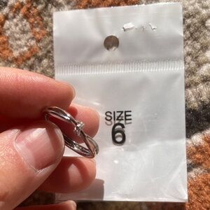 Elegant Silver Women's Ring